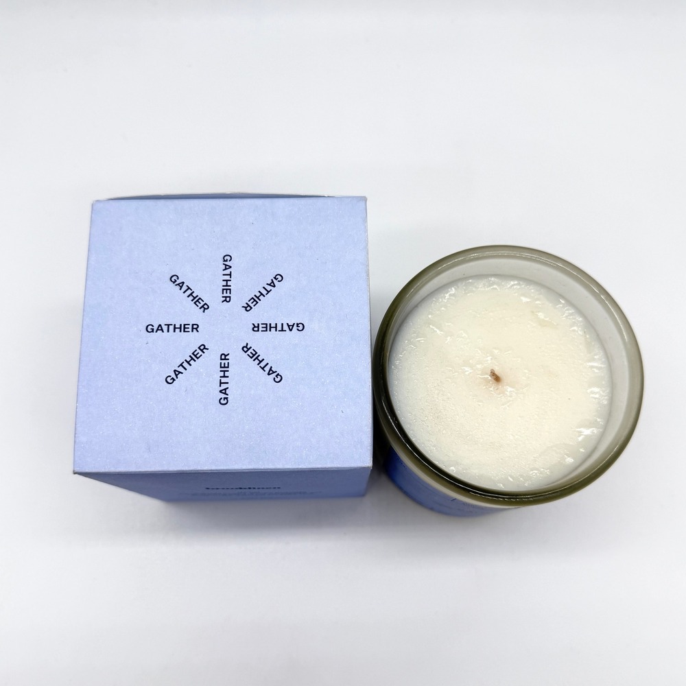 BROOKLINEN Gather Glass Jar Candle 8 oz Blue Scented Soy Coconut Wax Blend NEW - Picture 9 of 12
